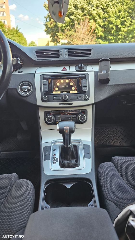 Volkswagen Passat 2.0 TDI DSG Comfortline - 7