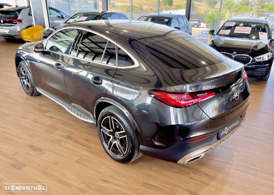 Mercedes-Benz GLC 300 de Coupe 4Matic - 4
