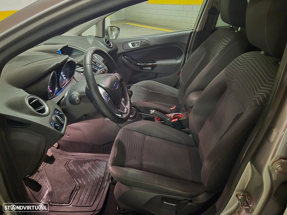 Ford Fiesta 1.0 Ti-VCT Titanium - 18