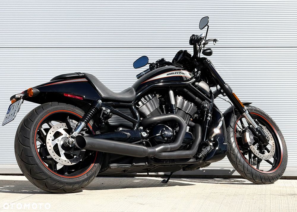 Harley-Davidson V-Rod Night Rod - 2