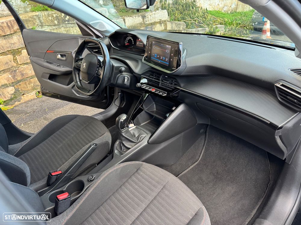 Peugeot 208 1.2 PureTech Active - 19