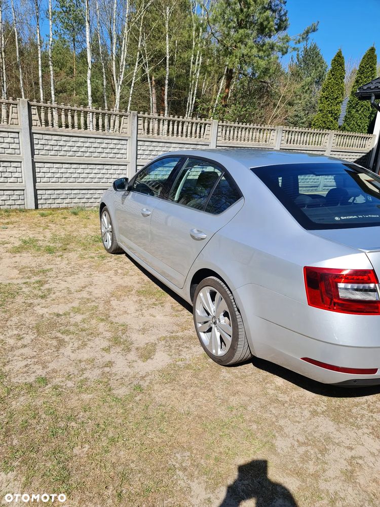 Skoda Octavia 2.0 TSI L&K DSG - 3