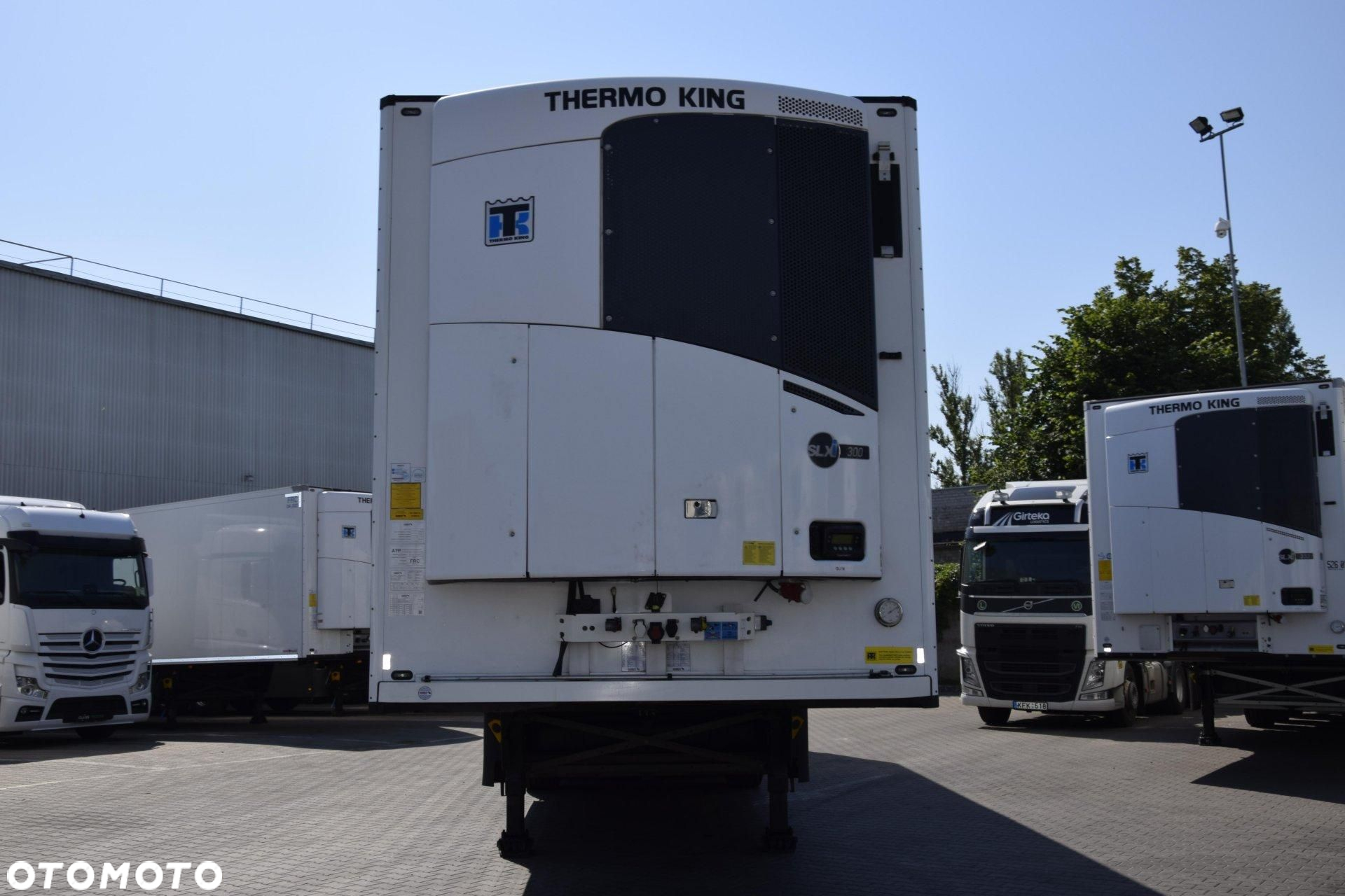 Schmitz Cargobull SKO FP 45 ThermoKing SLXi 300 - 2