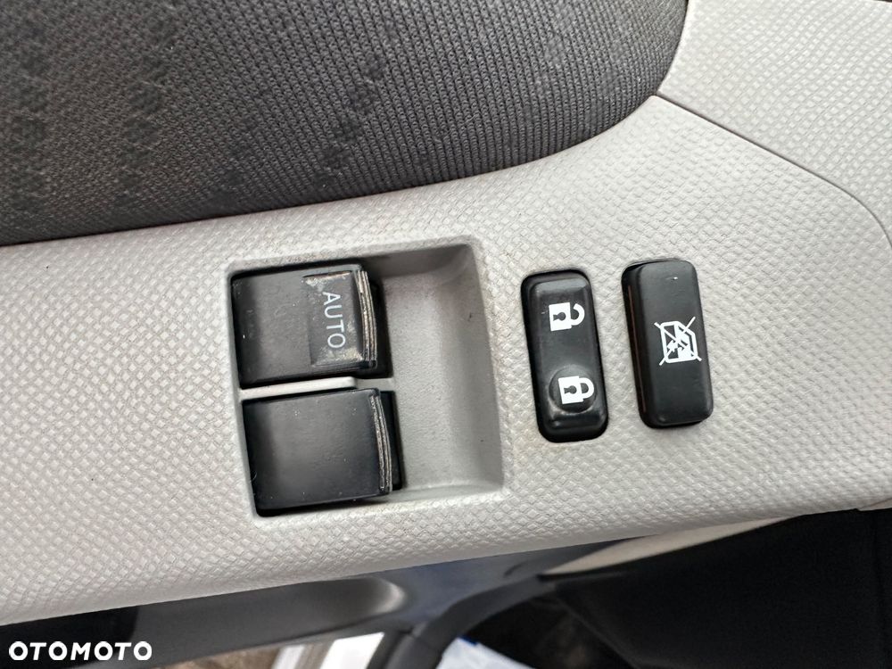 Toyota Yaris 1.33 Sol - 14