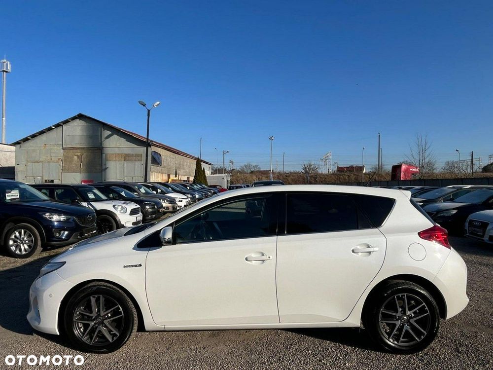 Toyota Auris - 13