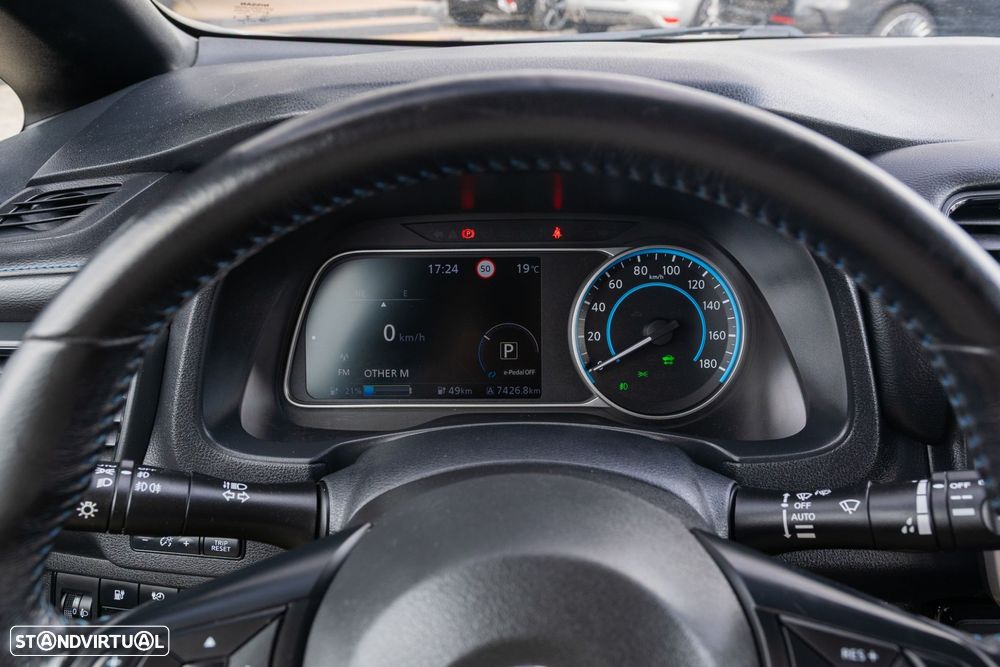 Nissan Leaf N-Connecta - 16