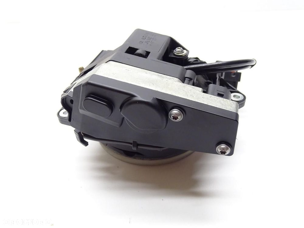 KLAMKA EMBLEMAT KLAPY KAMERA COFANIA 3G0827469H VW PASSAT B8 KOMBI - 7