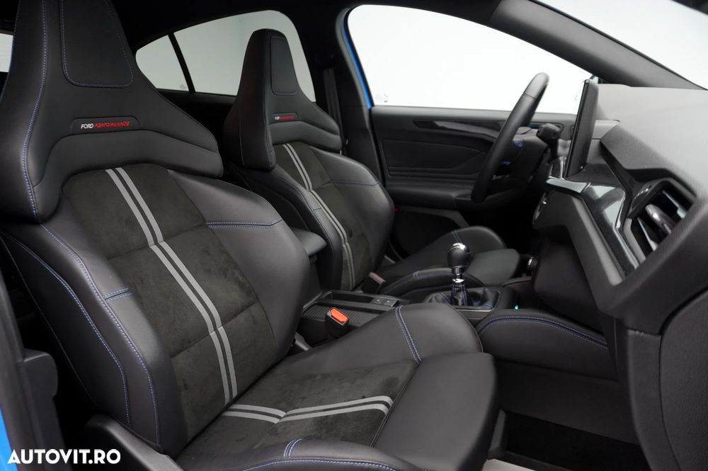 Ford Focus 2.3 EcoBoost S&S ST - 21