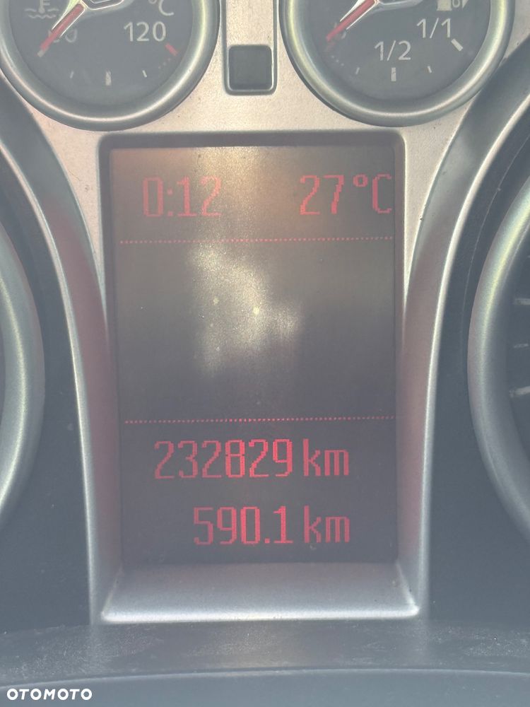 Ford Kuga 2.0 TDCi Titanium - 12