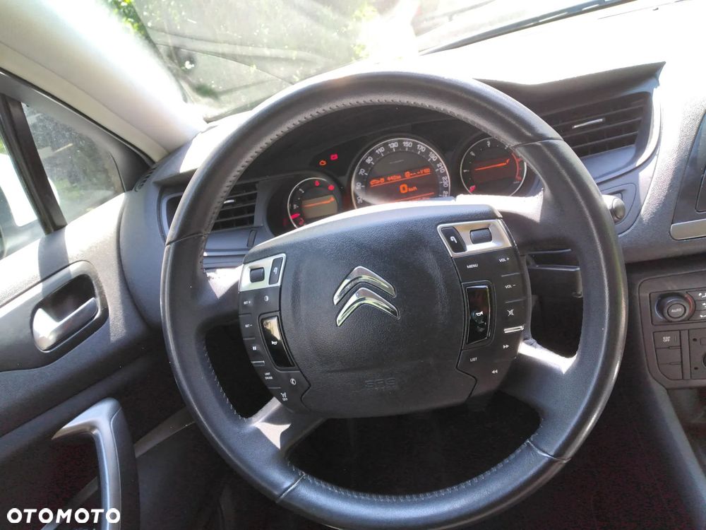 Citroën C5 1.6 HDi Attraction - 22