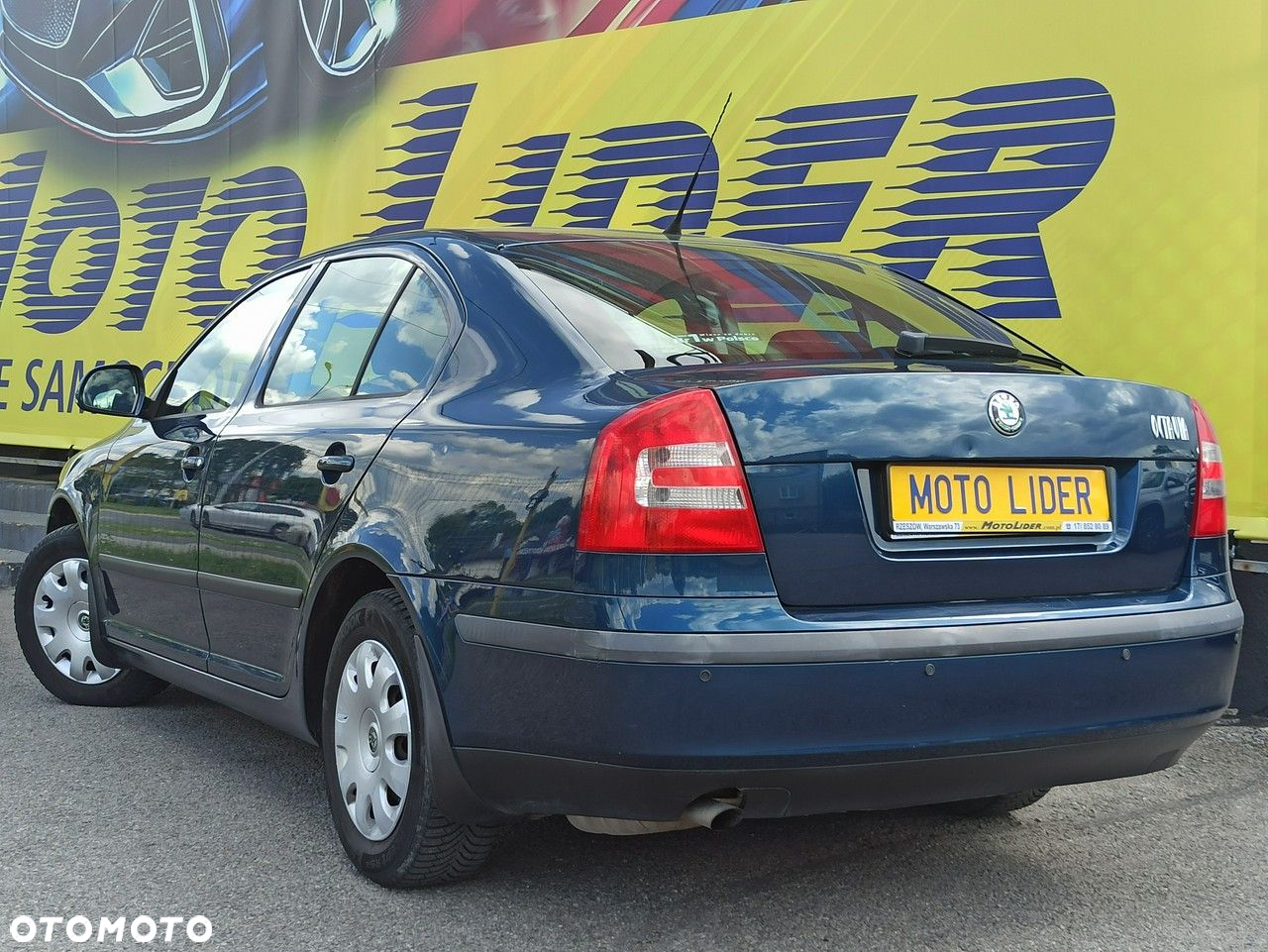 Skoda Octavia 1.6 Ambition - 4