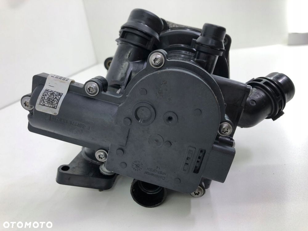 AUDI A4 B9 2.0 TFSI POMPA WODY OBUDOWA TERMOSTATU 06L121012 06L121111 - 6
