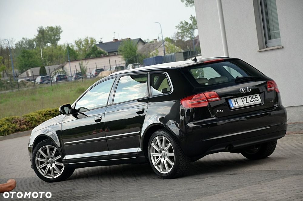 Audi A3 Sportback - 10