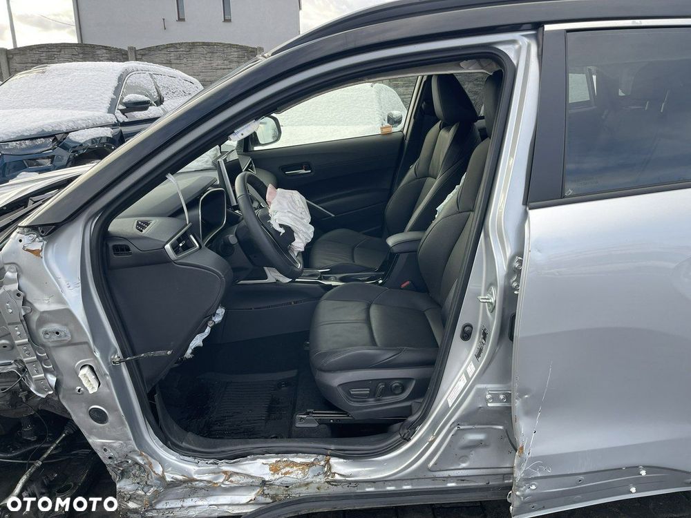 Toyota Corolla Cross 2.0 Hybrid Executive - 7