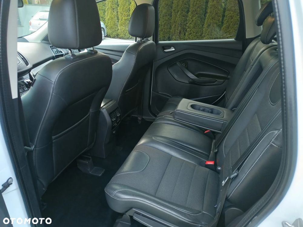 Ford Kuga 2.0 TDCi 2x4 Business Edition - 23