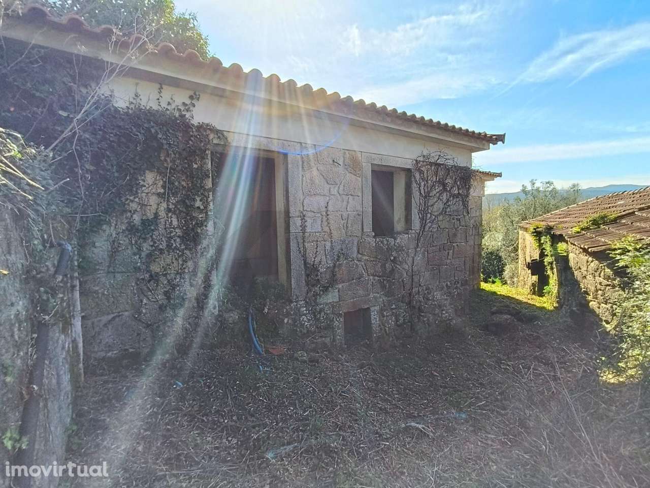 Quintinha com moradia para restauro - Covas - Vila Nova de Cerveira - Grande imagem: 2/30
