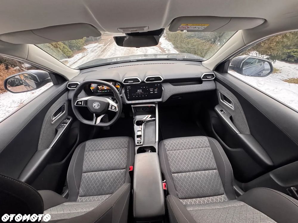 MG ZS 1.5 HEV+ Excite - 24