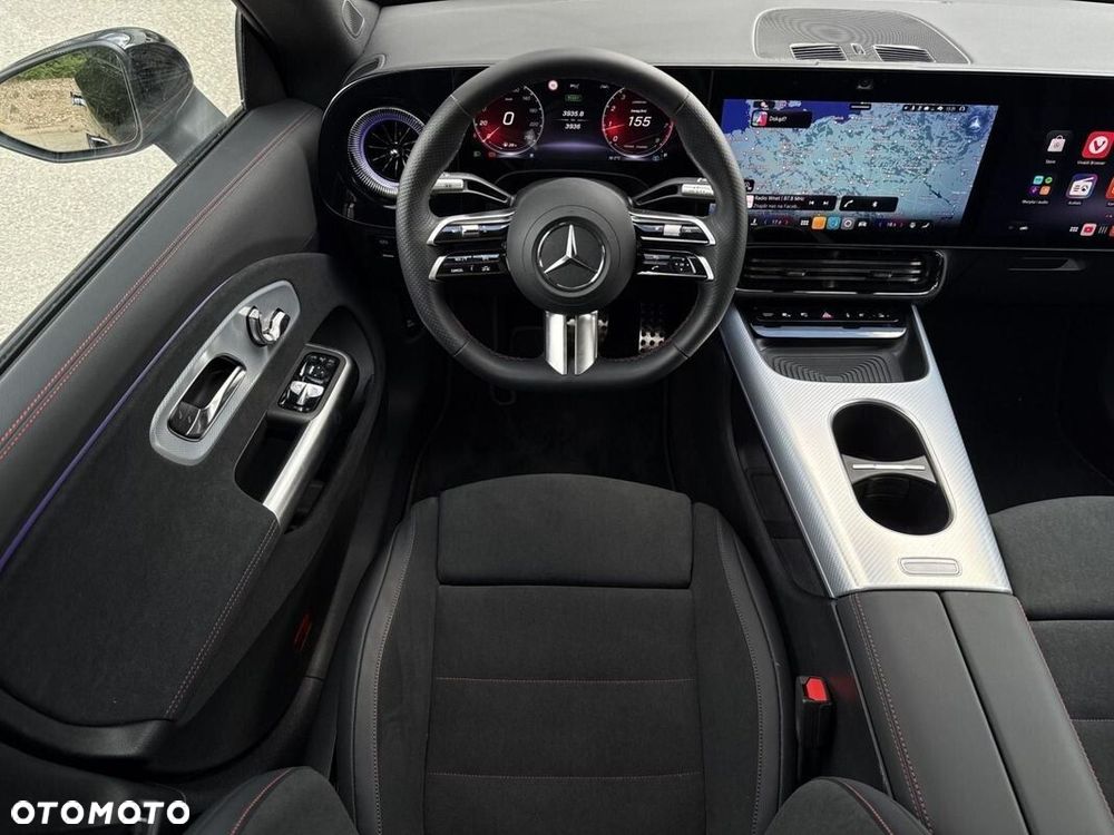 Mercedes-Benz CLA - 12