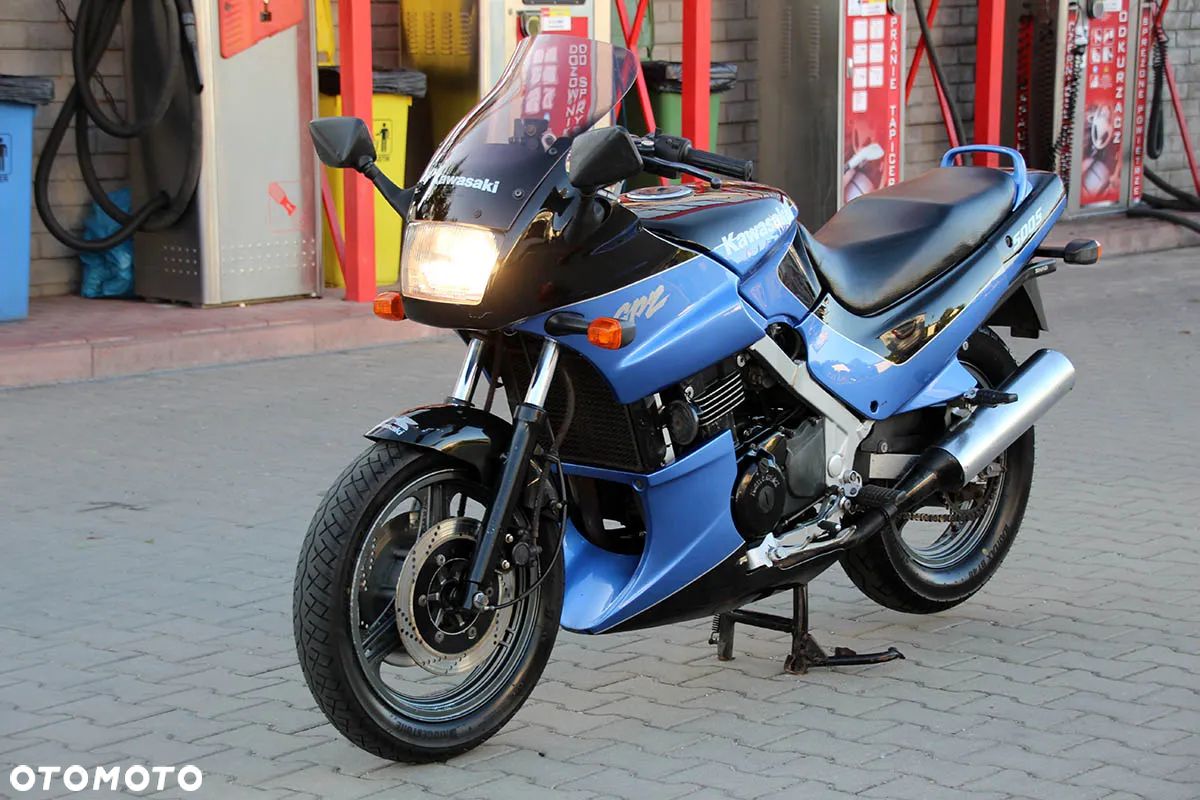 Kawasaki GPZ - 1