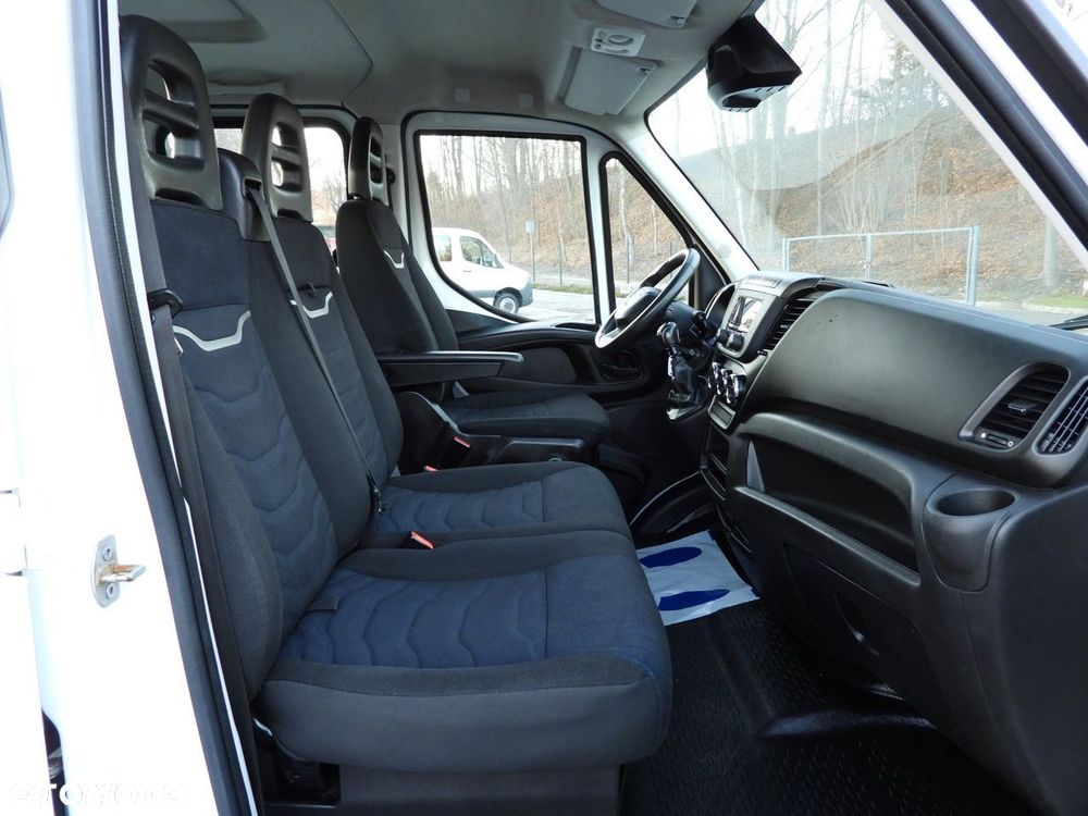 Iveco DAILY 35S14 SKRZYNIA PODWÓJNA KABINA DOKA 7 MIEJSC TEMPOMAT KLIMATYZACJA  140KM - 28