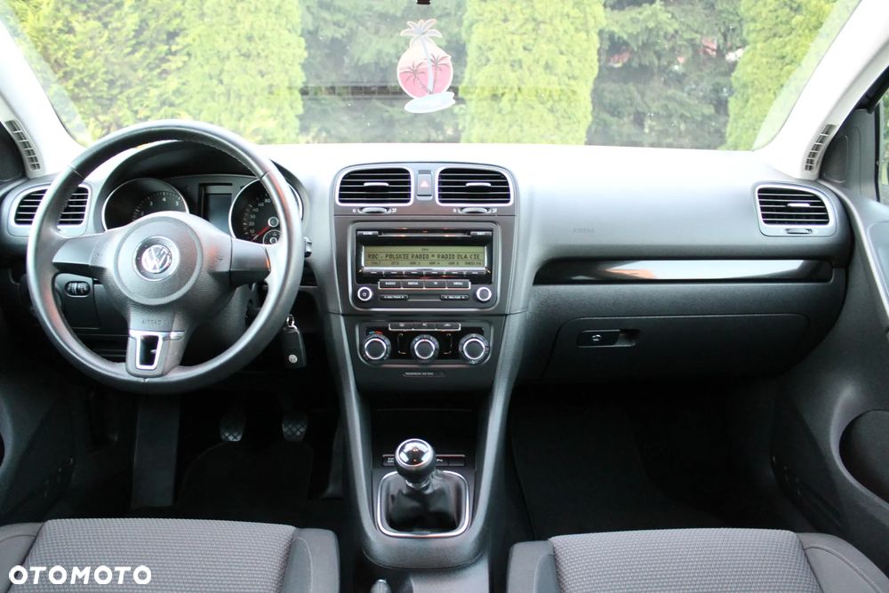 Volkswagen Golf - 27