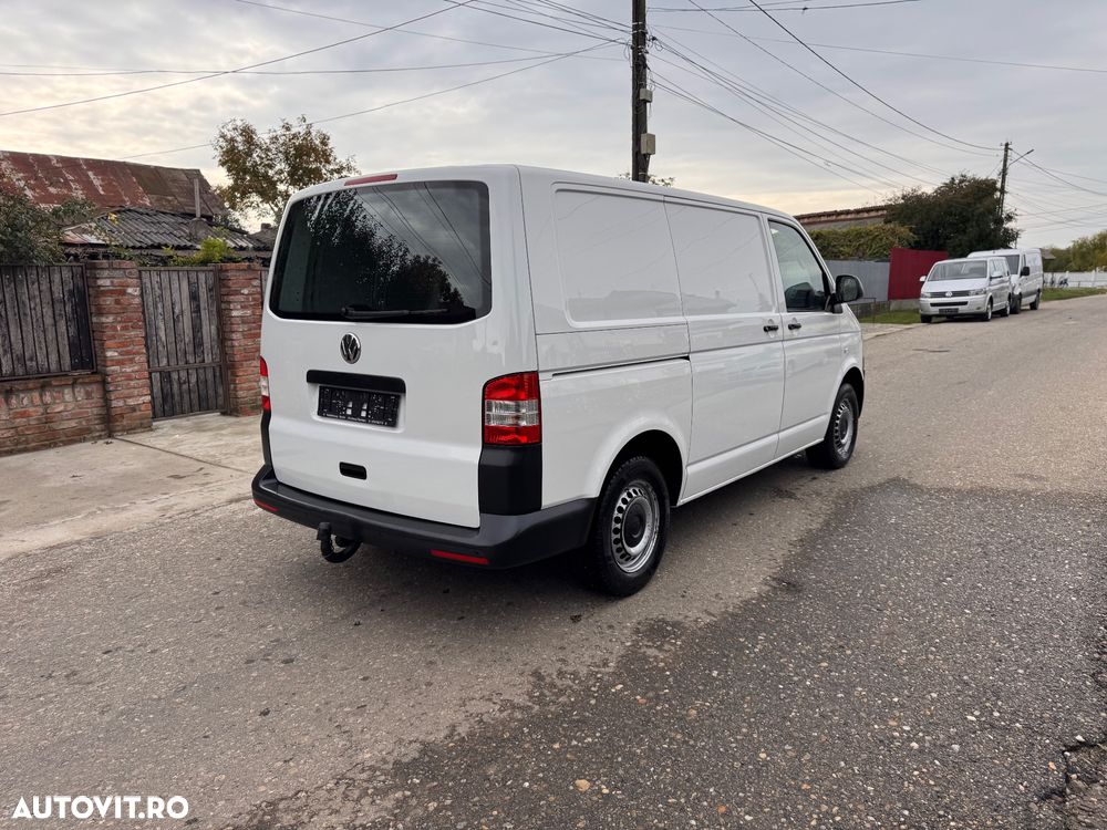 Volkswagen Transporter - 4