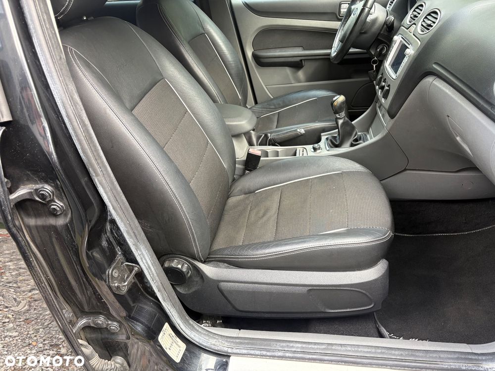 Ford Focus 1.6 Ti-VCT Black Magic - 10