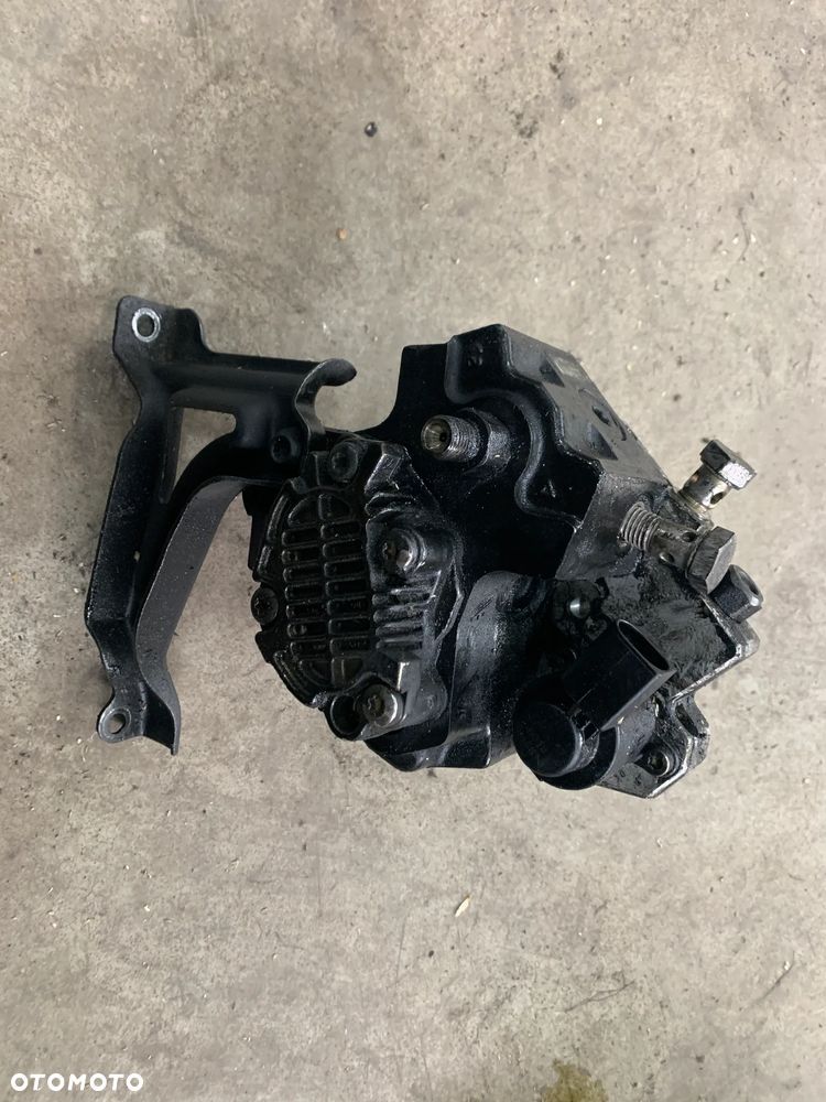 pompa wtryskowa 059130755E 0445010090 A6 C6 3.0 TDI BMK - 1