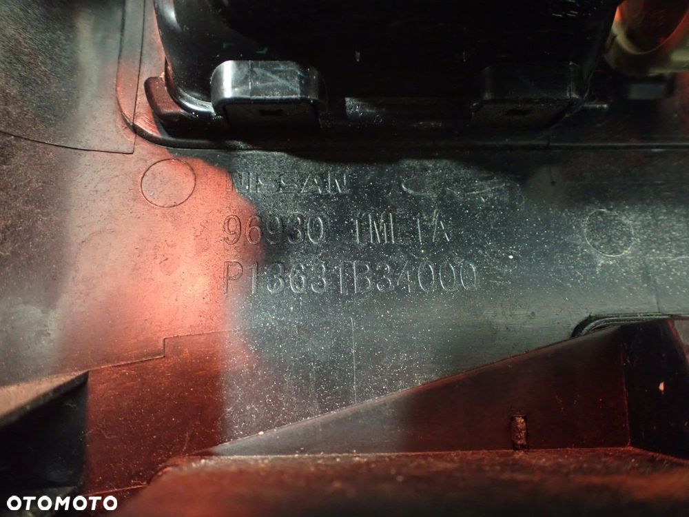 KRATKA NAWIEWU TYŁ POPIELNICZKA INFINITI M37X 96930-1ME1A - 8