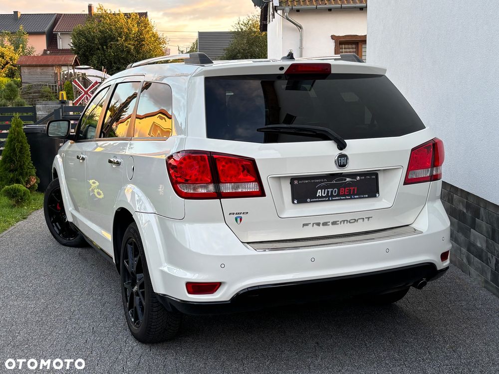 Fiat Freemont 2.0 Multijet 16V DPF Automatik Allrad Lounge - 18