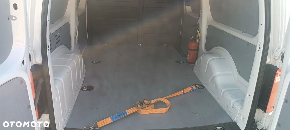 Volkswagen CADDY MAXI - 6