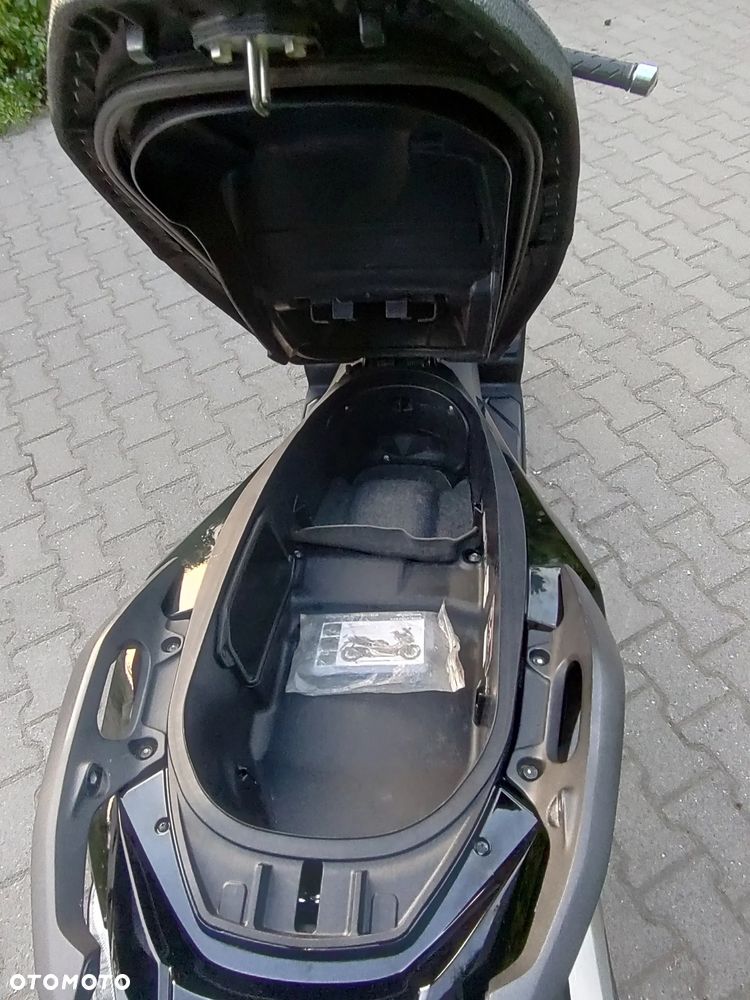 Honda NSS - 16