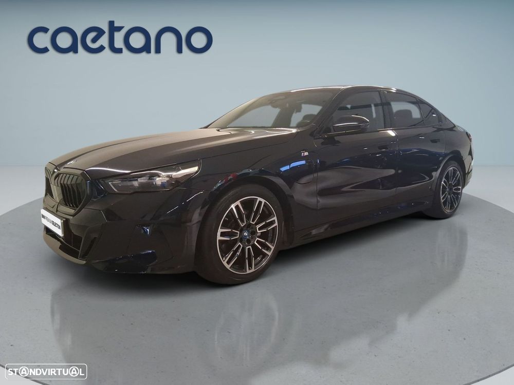 BMW 530 e Pack Desportivo M - 1