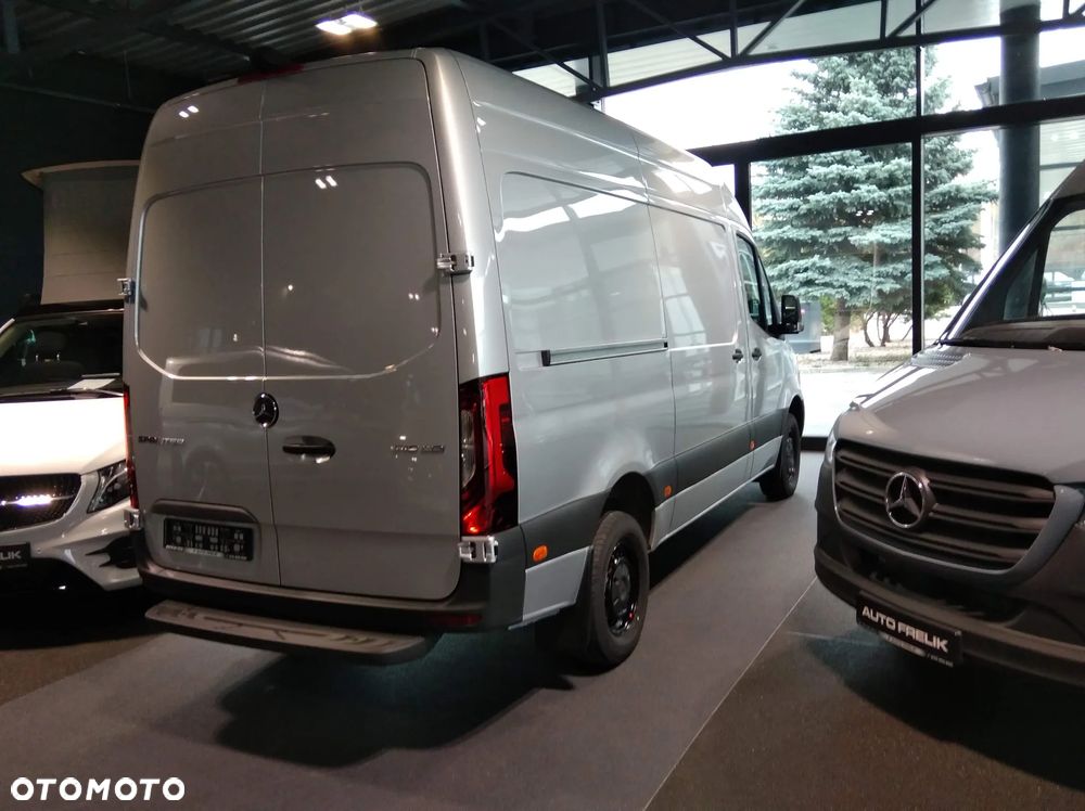 Mercedes-Benz Sprinter - 3
