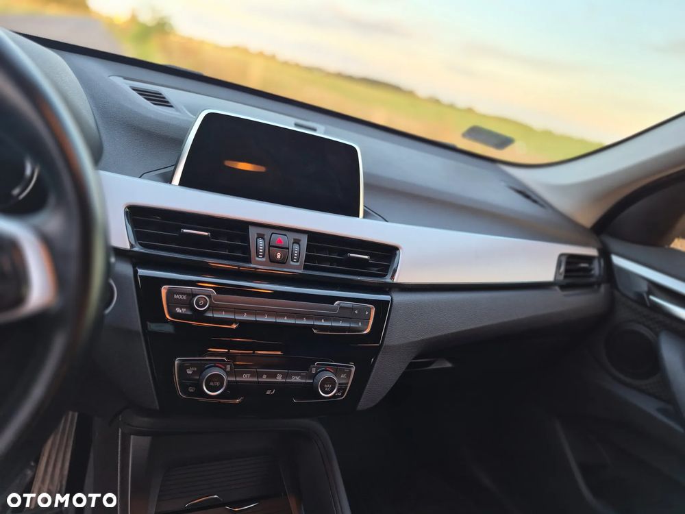 BMW X1 - 25