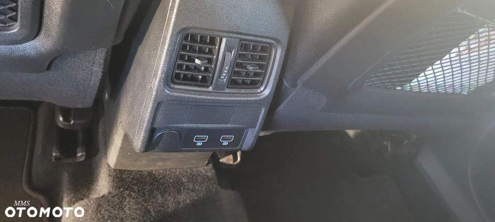 Renault Arkana TCe 140 EDC R.S LINE - 33