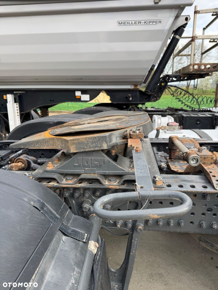 Mercedes-Benz HAD Arocs - 13