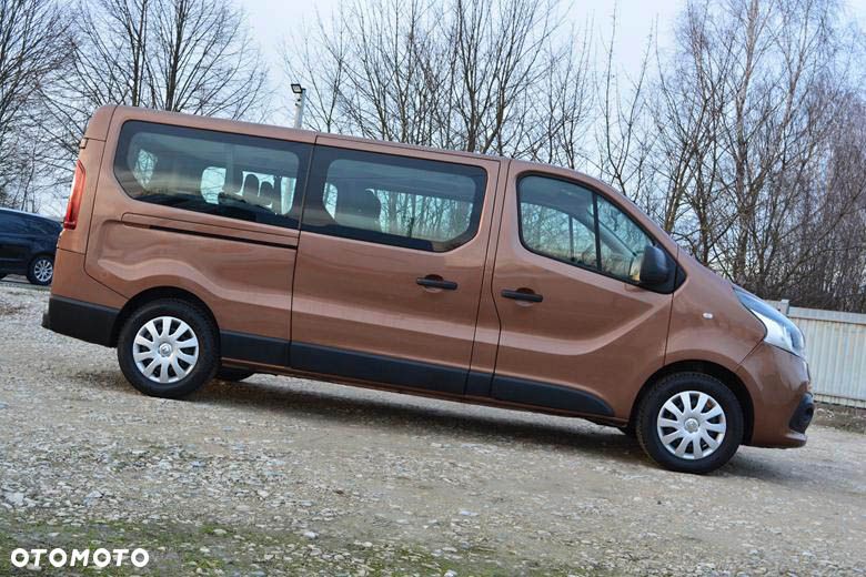 Renault Trafic Grand 1.6 dCi - 9