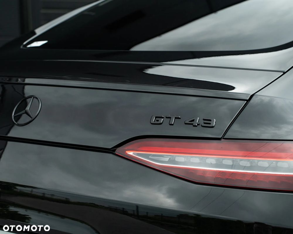 Mercedes-Benz AMG GT 43 4-Matic+ - 33