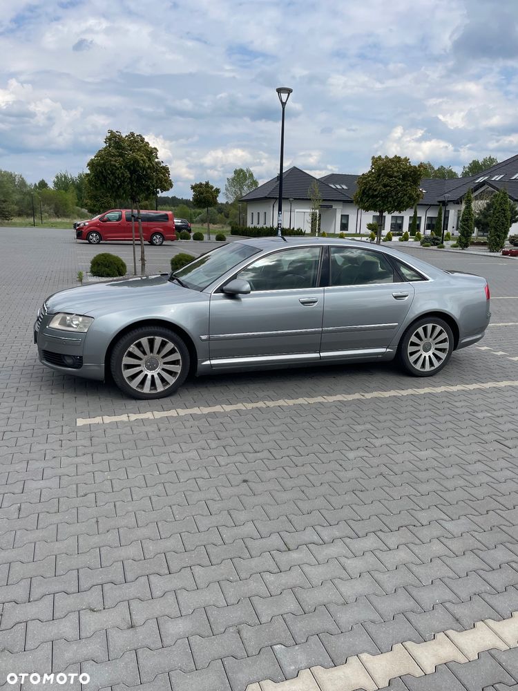 Audi A8 4.2 TDI Quattro - 1