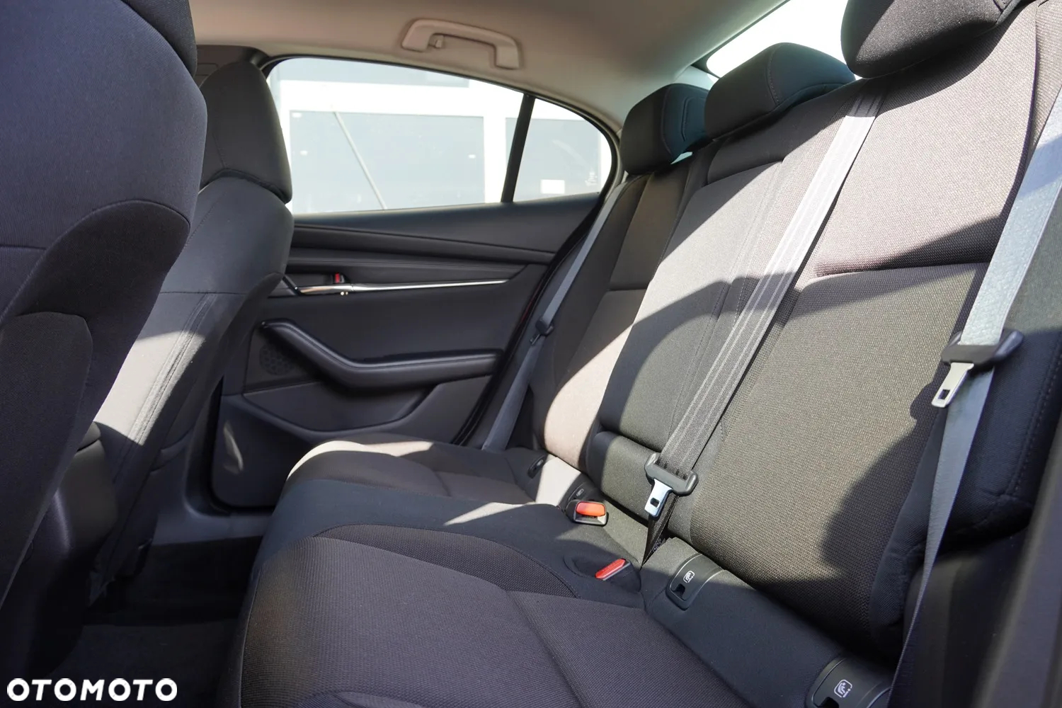 Mazda 3 2.0 mHEV Exclusive Line - 28