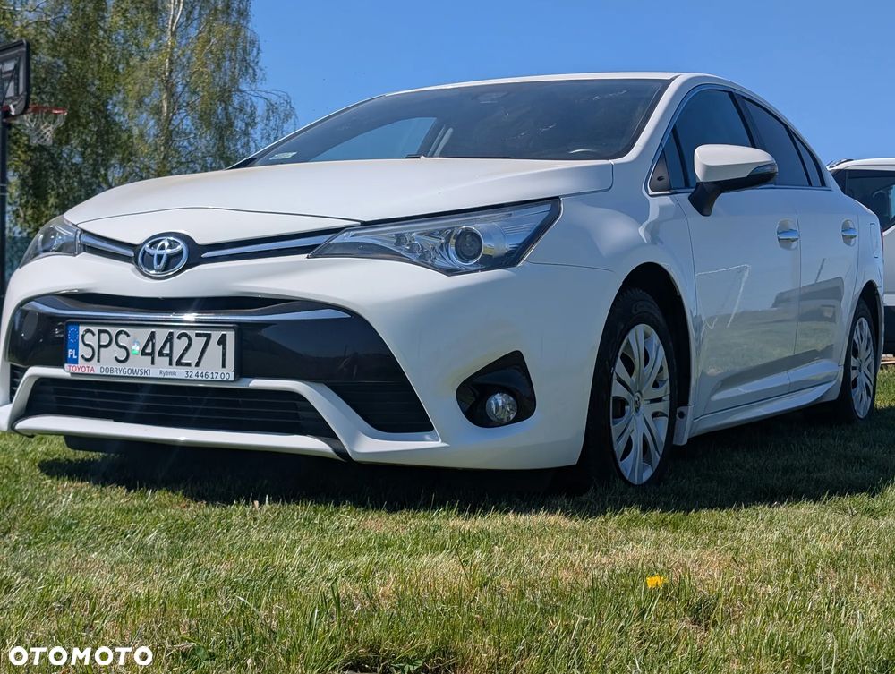 Toyota Avensis 1.8 Premium - 10