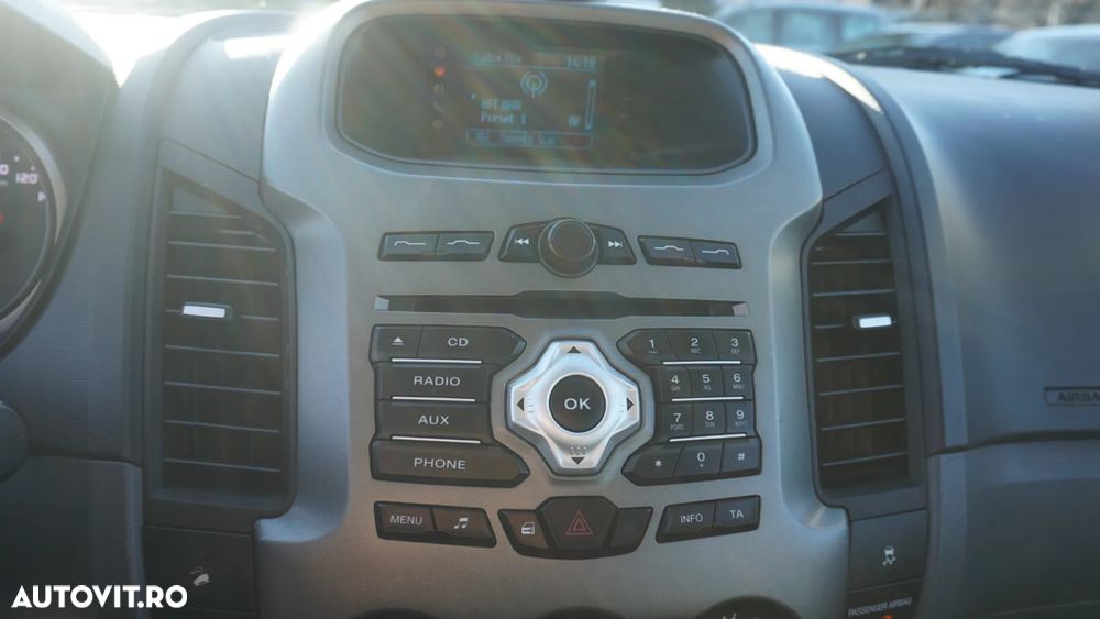 Ford Ranger XLT - 24