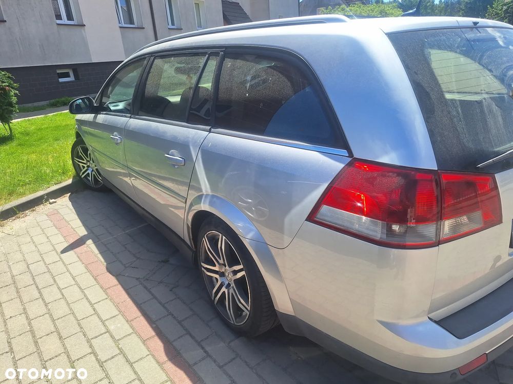 Opel Vectra 1.9 CDTI Design - 4