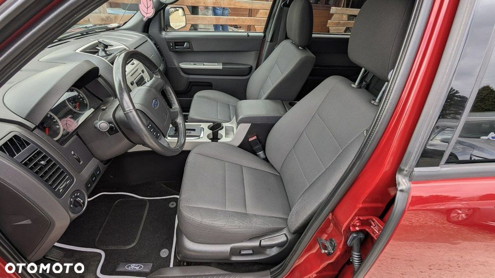 Ford Escape - 13