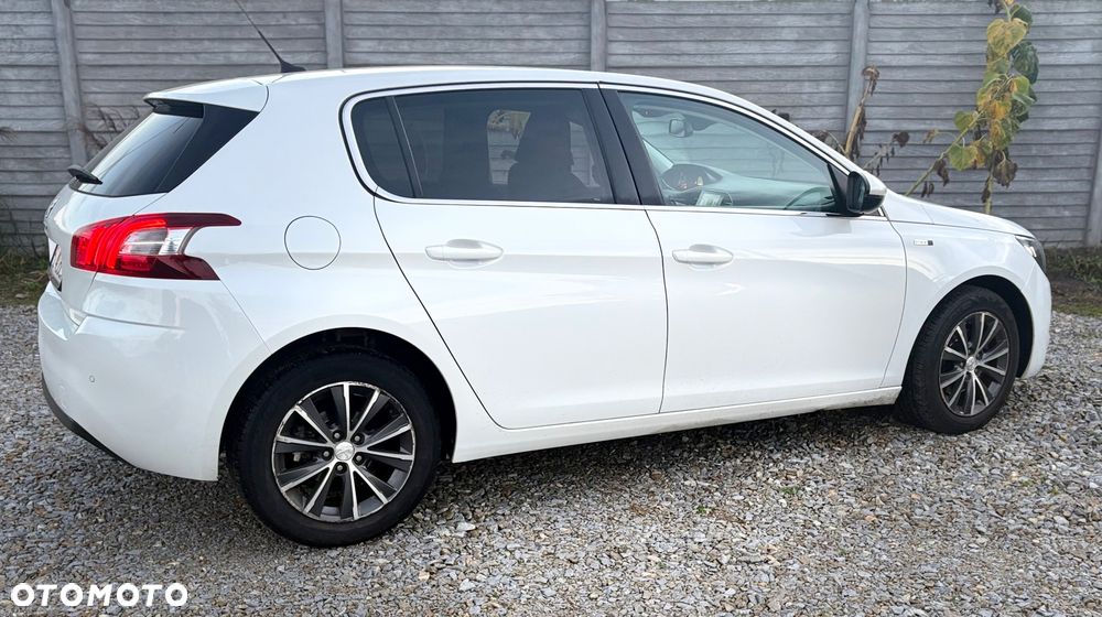 Peugeot 308 BlueHDi 120 Stop & Start Style - 11