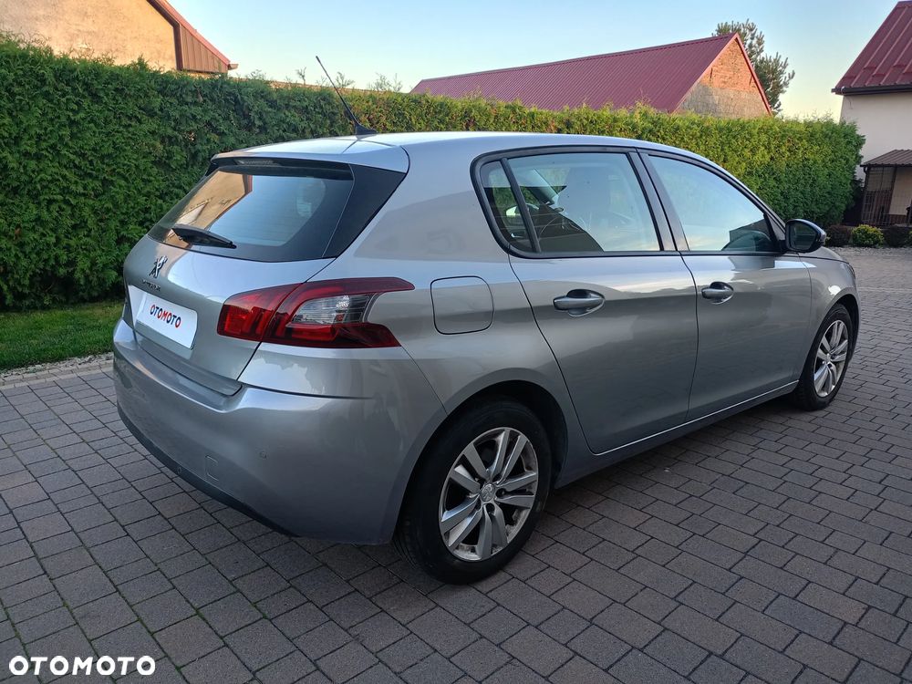 Peugeot 308 - 3