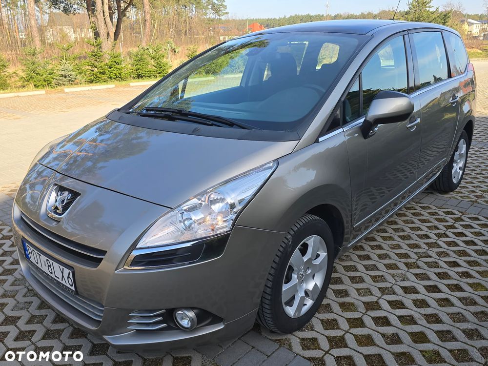 Peugeot 5008 - 10