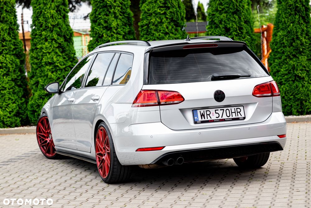 Volkswagen Golf 2.0 TDI BlueMotion Technology DSG Highline - 39