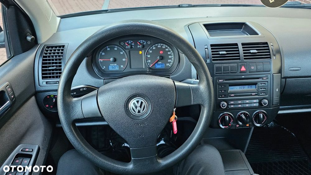 Volkswagen Polo 1.2 Comfortline - 30